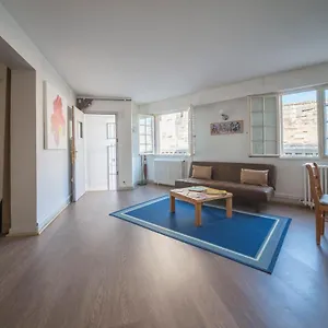 appartement-de-charme-avignon-3-personnes-wifi-gratuit.aixenprovencehotels.org/